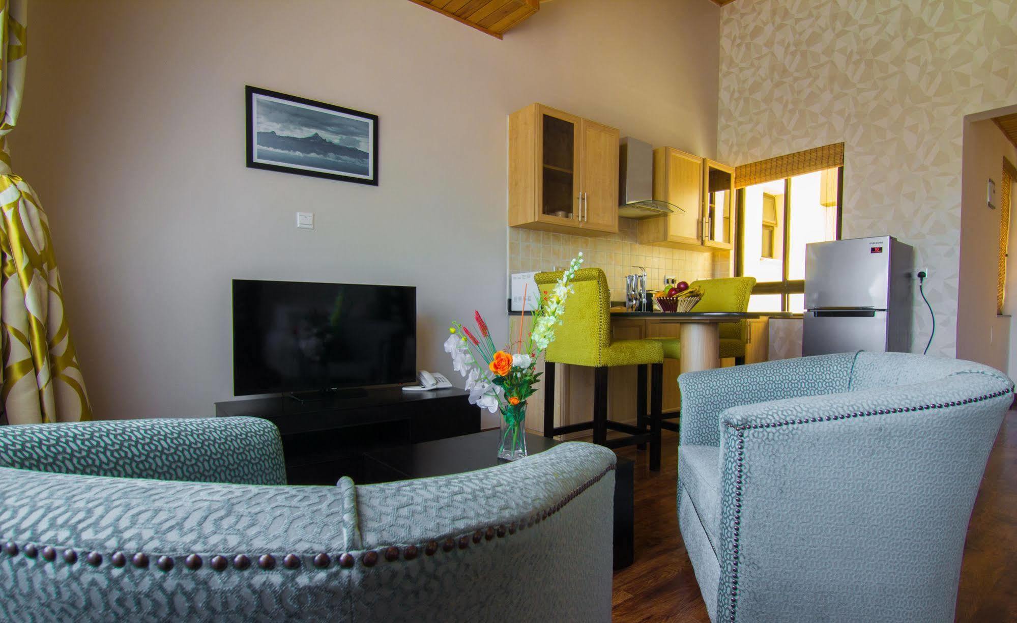 Nelson'S Court Serviced Apartments ไนโรบี ภายนอก รูปภาพ