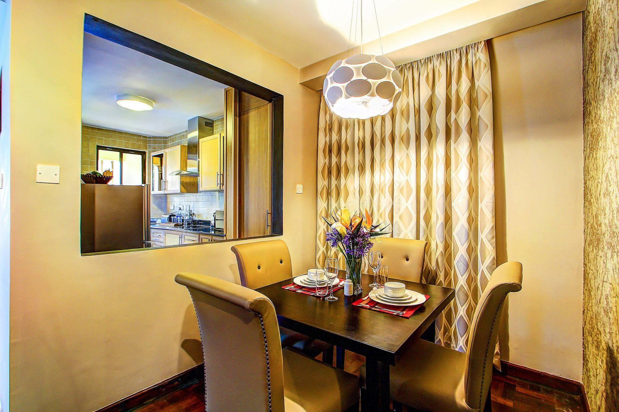 Nelson'S Court Serviced Apartments ไนโรบี ภายนอก รูปภาพ