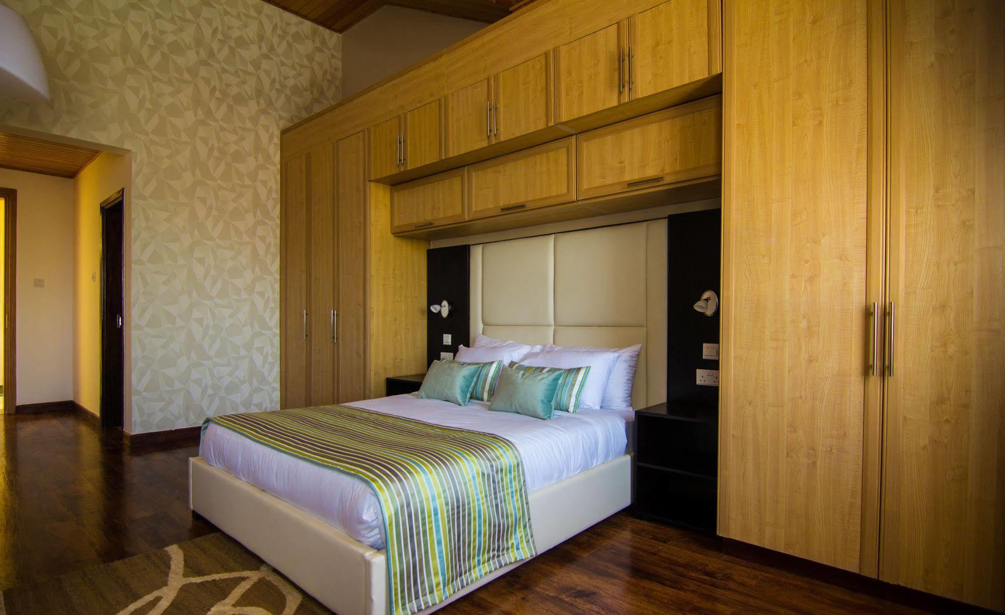Nelson'S Court Serviced Apartments ไนโรบี ภายนอก รูปภาพ