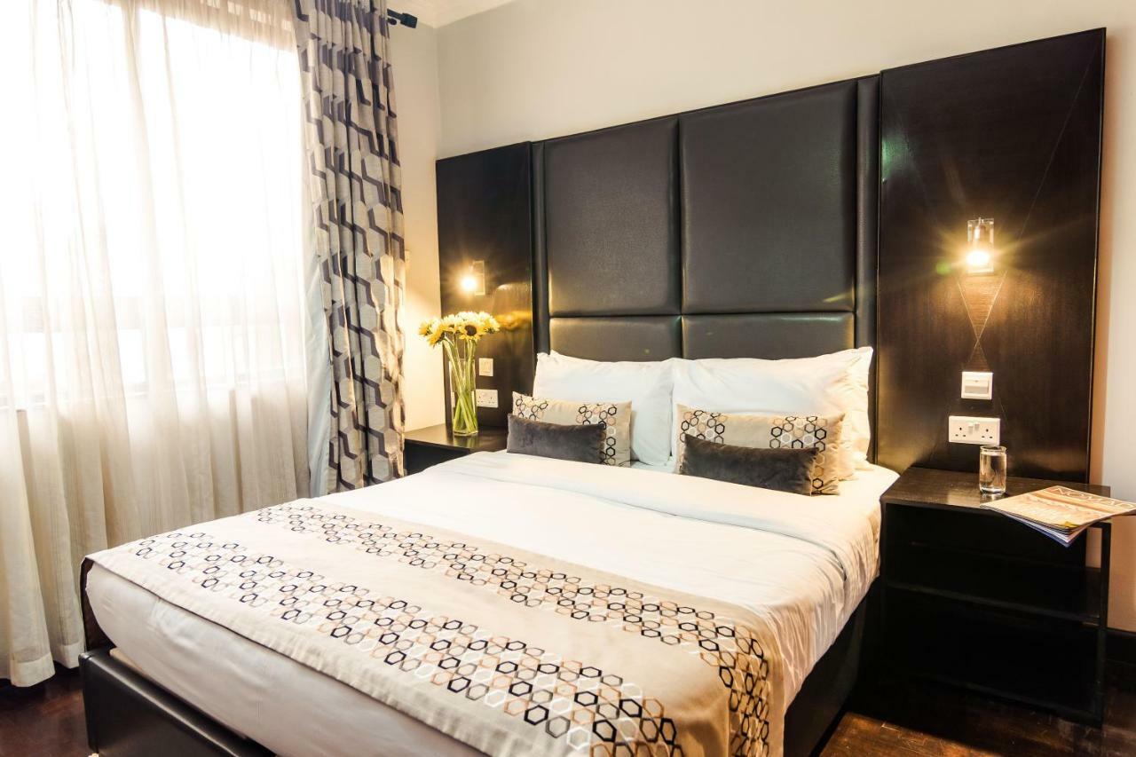 Nelson'S Court Serviced Apartments ไนโรบี ภายนอก รูปภาพ