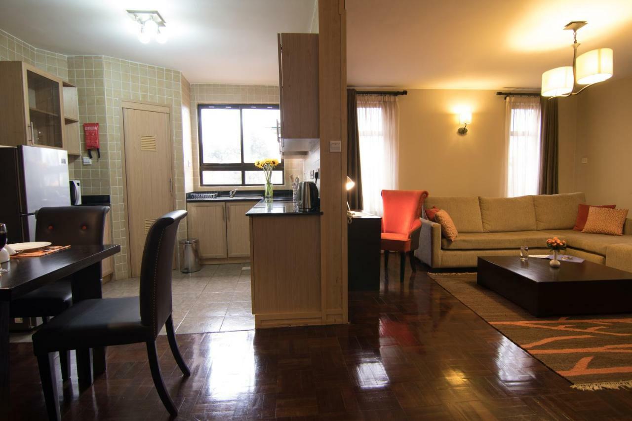 Nelson'S Court Serviced Apartments ไนโรบี ภายนอก รูปภาพ