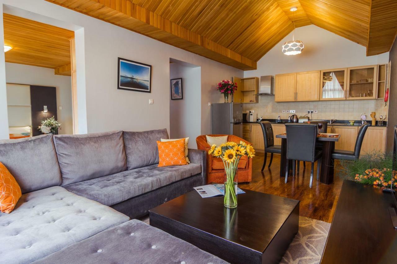 Nelson'S Court Serviced Apartments ไนโรบี ภายนอก รูปภาพ