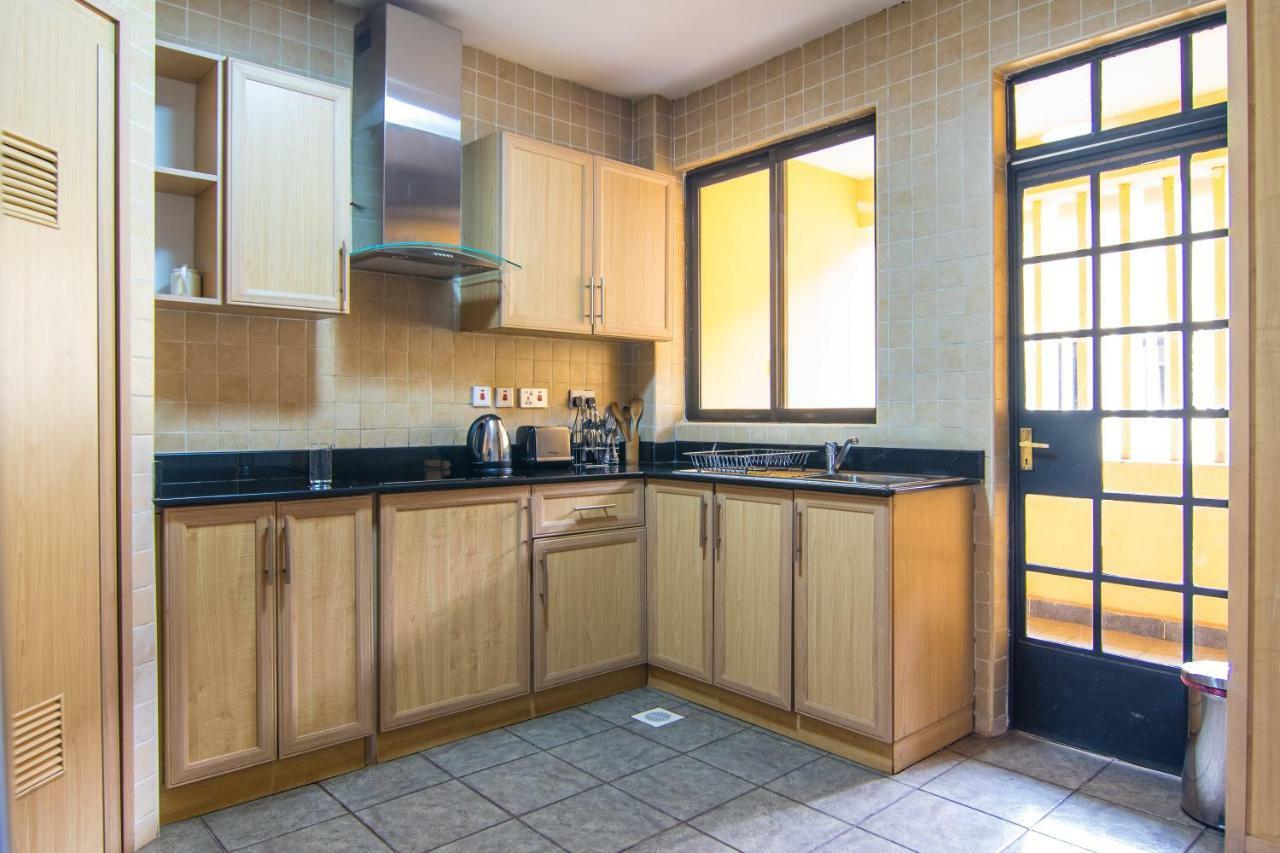 Nelson'S Court Serviced Apartments ไนโรบี ภายนอก รูปภาพ
