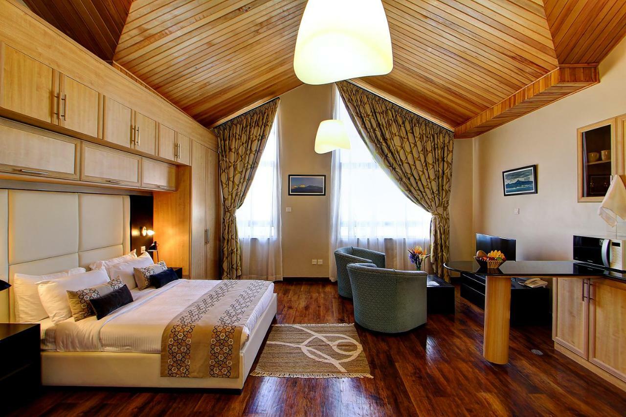 Nelson'S Court Serviced Apartments ไนโรบี ภายนอก รูปภาพ